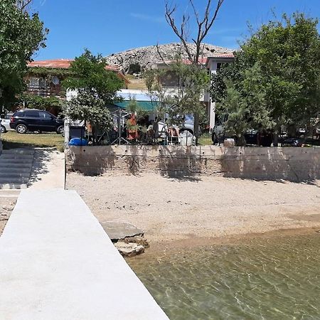 Camp Pere Hotel Pag Town Bagian luar foto