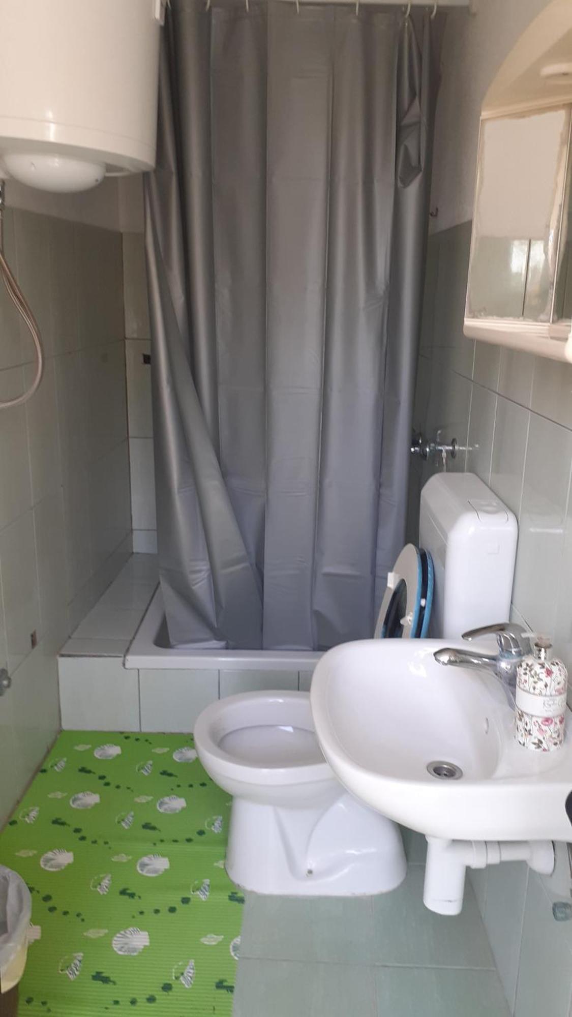 Camp Pere Hotel Pag Town Bagian luar foto